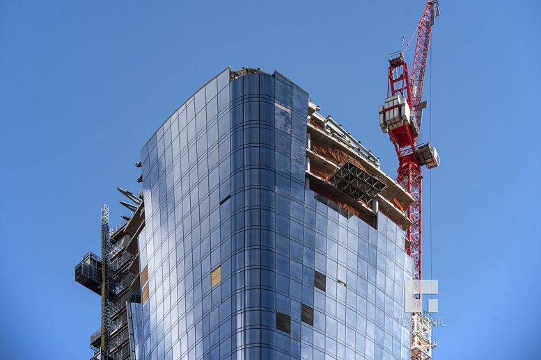 DouglasElliman's tweet photo. .@KohnPedersonFox’s #111Murray Street Gets Its Glassy Crown in #Tribeca: https://t.co/DNxjQse1GP @newyorkyimby #NYCRealEstate #DEDM https://t.co/uh8oThQ3FZ