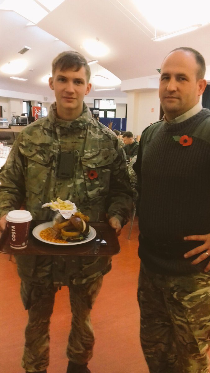 Kellie_Matlock's tweet photo. Our first competition winner! 😀🏆🍽 @SideBySideCA  #freelunch #food #successfultogether #serving https://t.co/HPwdL7DYV3