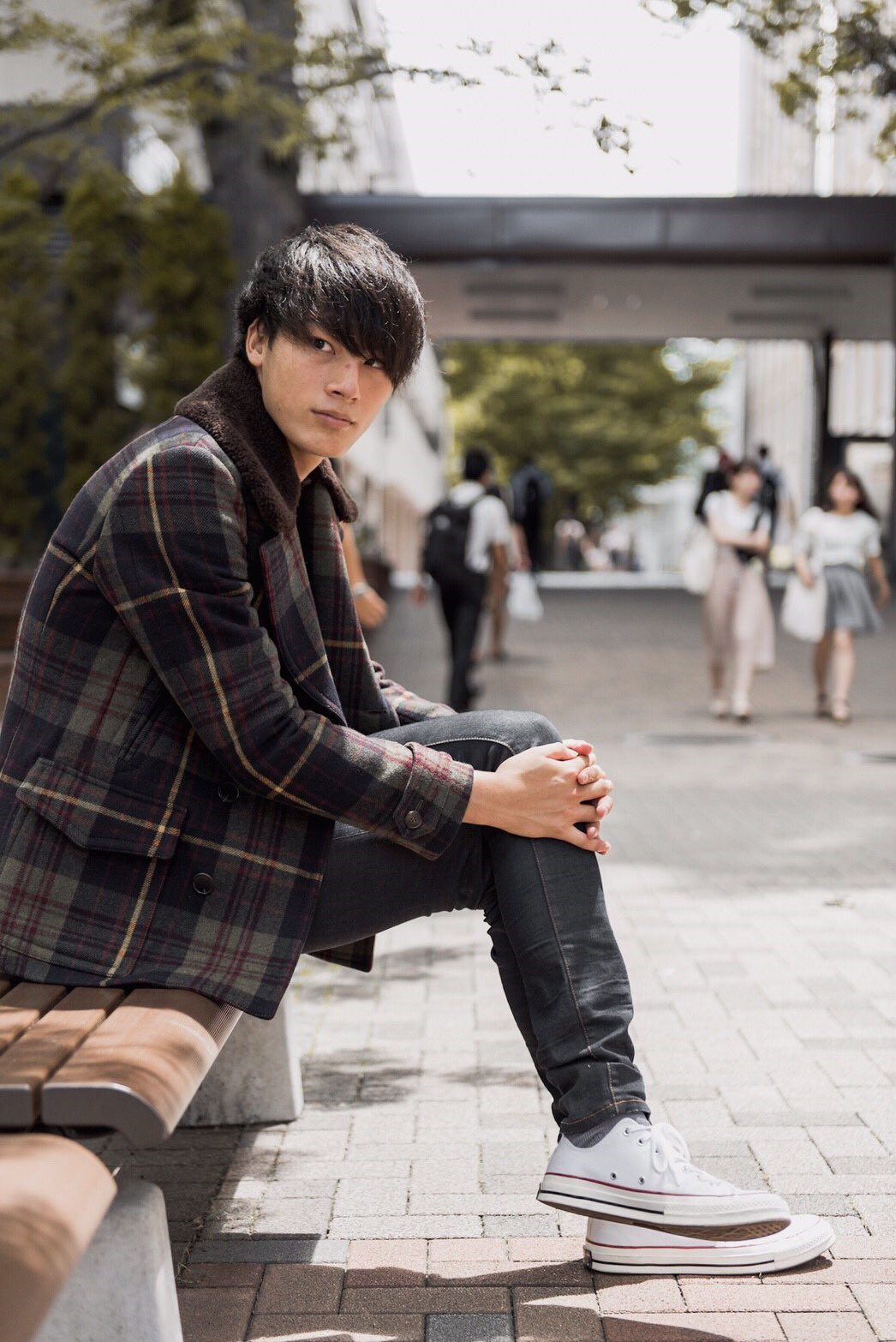 ミスター学習院コンテスト 本祭まであと2日 本日はno 2の林直樹くんの紹介です 高身長のミスターが集まる中 1番の高身長 なんと1cm 電車のつり革は邪魔に感じるそうです そして唯一の 理系男子です 実はムードメーカーで 面白い話で