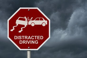 WPS_Amherstburg's tweet photo. Distracted Driving Campaign to take place on @AburgPolice patrolled roads, Nov 13-17. #DistractedDriving https://t.co/Uu5cQK8C65 https://t.co/Tl5GN2LTdP
