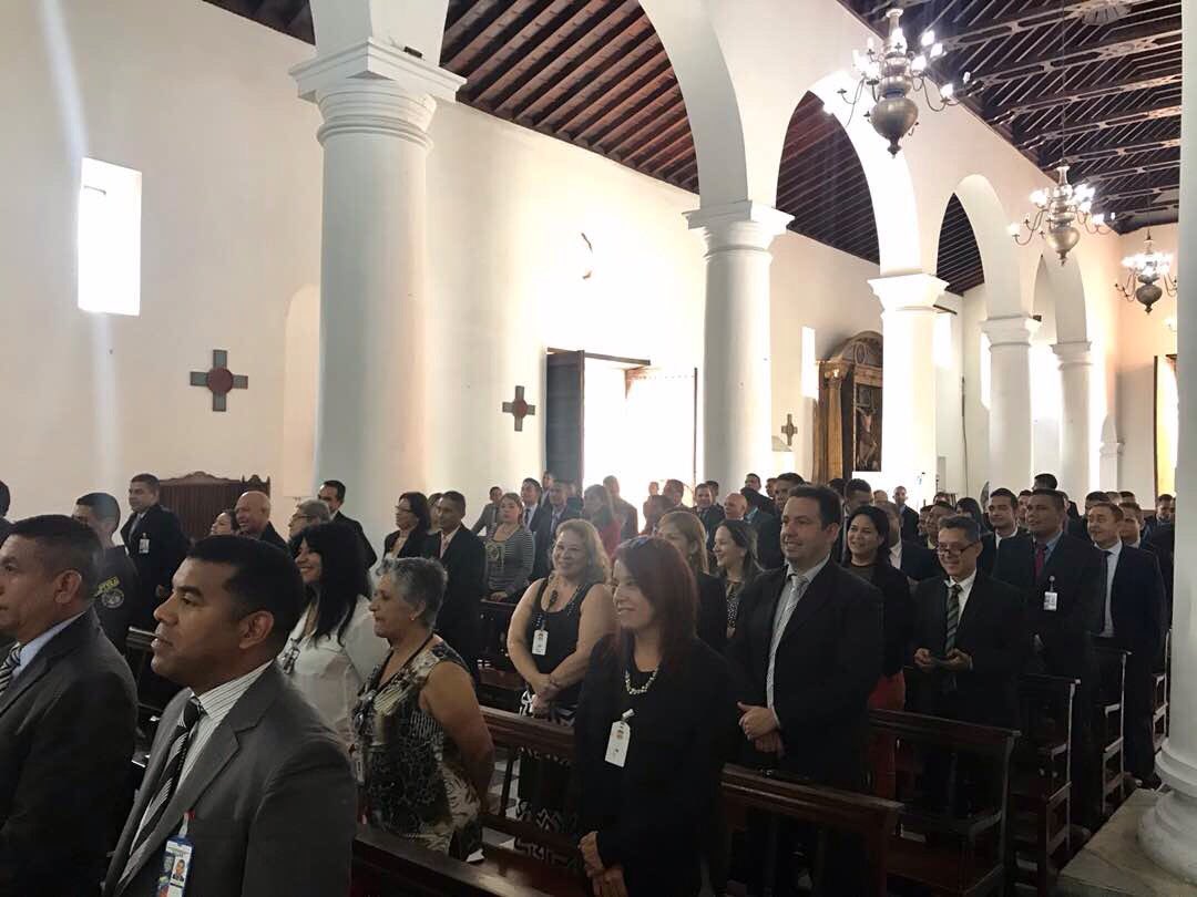 #MesAniversarioCicpc Nueva Esparta realiza misa en conmemoración al XVI aniversario del CICPC, en la catedral nuestra señora de La Asunción.