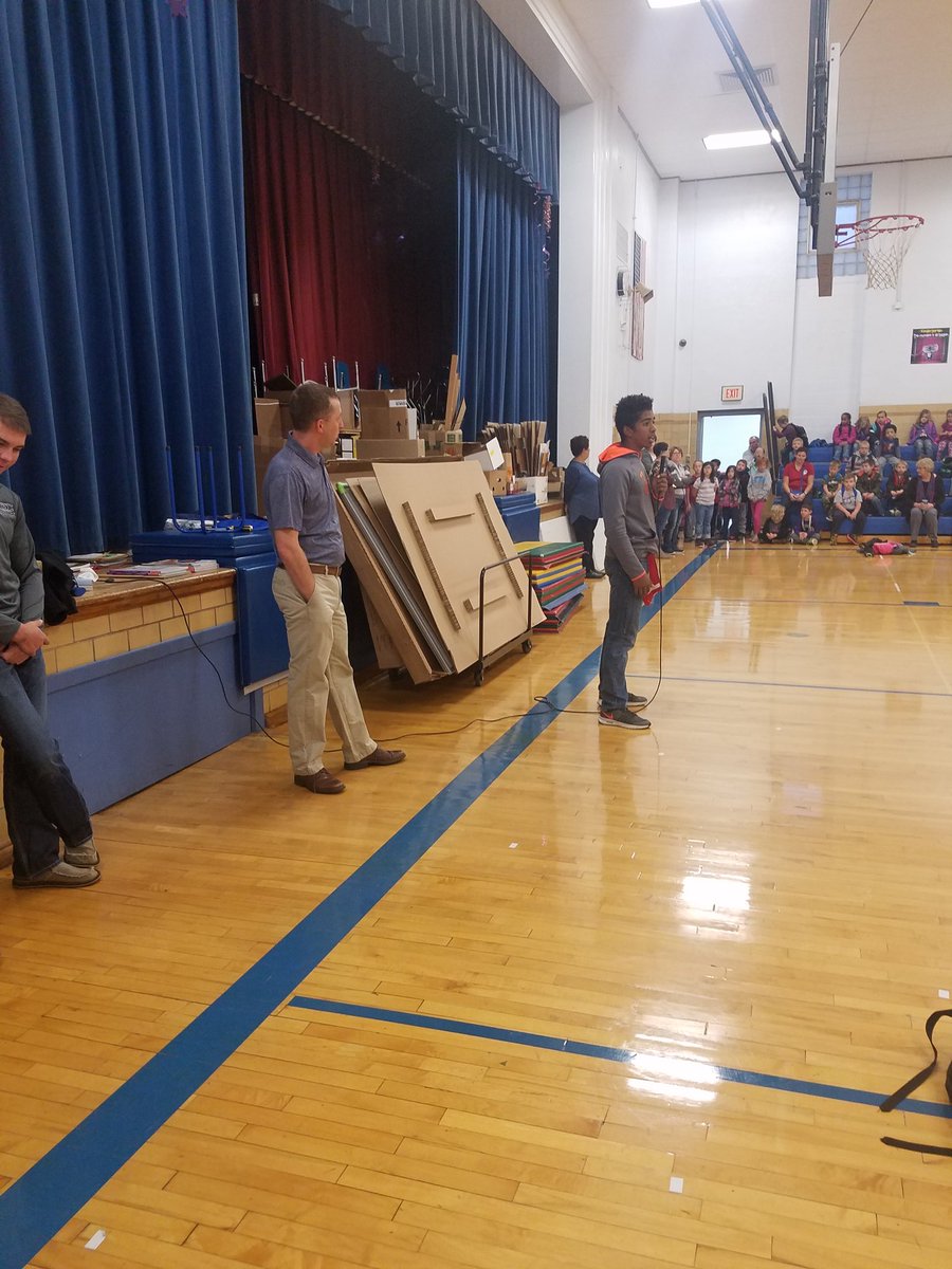 MrsMarsh239's tweet photo. Great job talking up #OCWC this morning! I have heard several kids say they want to come to camp next week. @MrMarsh239  #WrestlingFamily https://t.co/ErRaVHdHNB