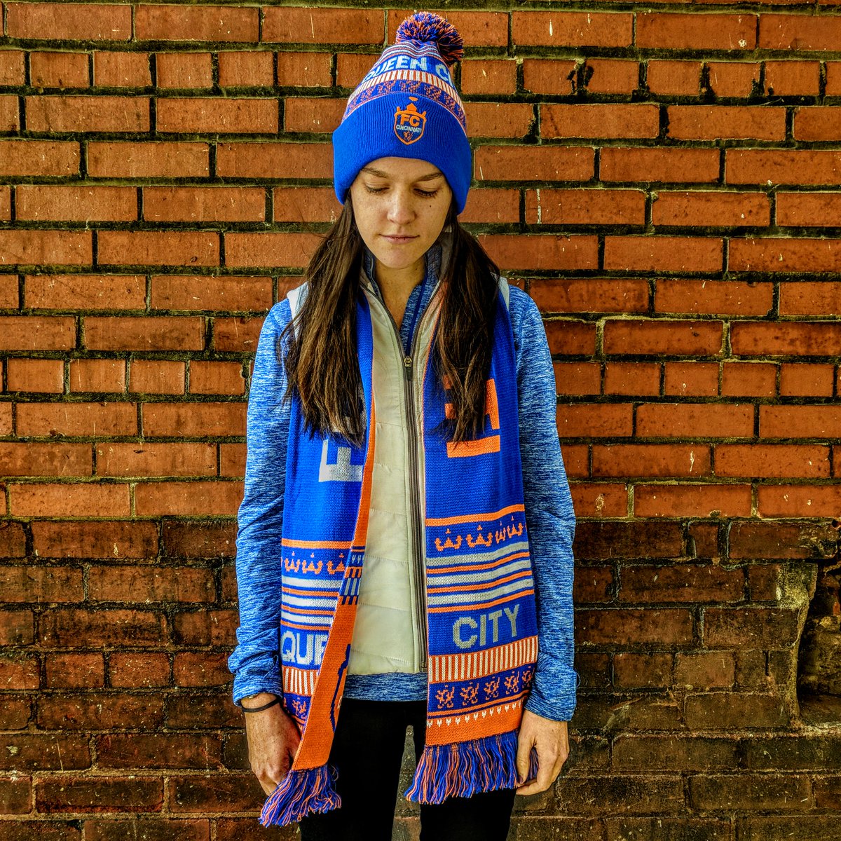 Fc Cincinnati On Twitter Winter Is Coming So Be Sure To Bundle Up With Brand New Fccincy Queen City Scarves And Hats Downtown And At Https T Co Jzemnckvzl Https T Co 0kzepkfstp