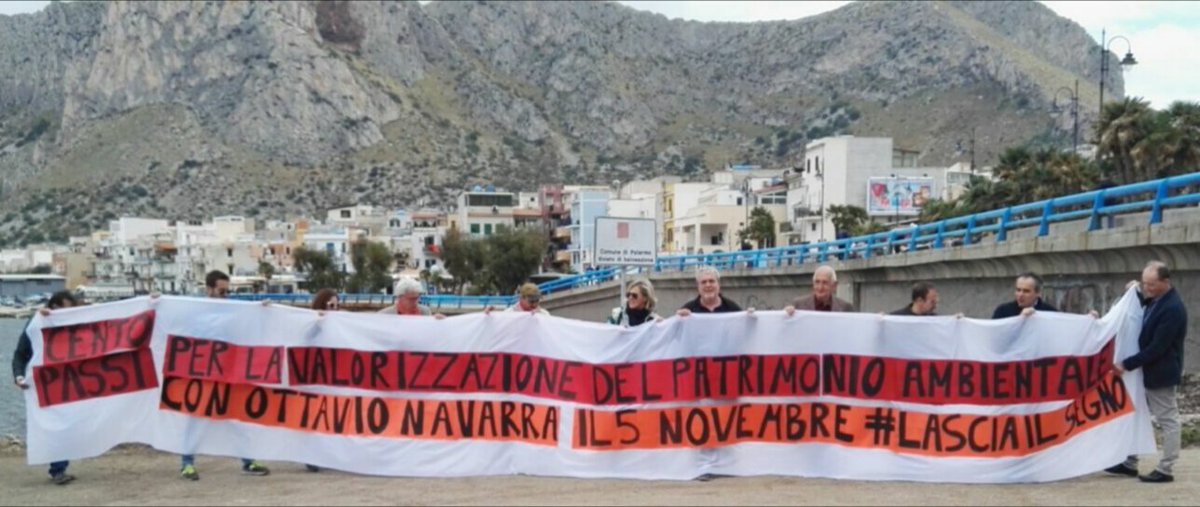ConOttavio's tweet photo. Scatti dal #flashmob di oggi per la tutela dell'#ambiente #Sferracavallo #Palermo #centopassiconottavio. https://t.co/pVStuIyW1b