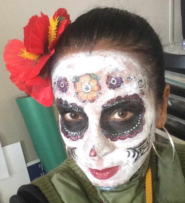 #fpgleones #fpgbilingue #fpg #culturalenrichment#Mexico I am portraying a Catrina! Mexican Day of the Death!
