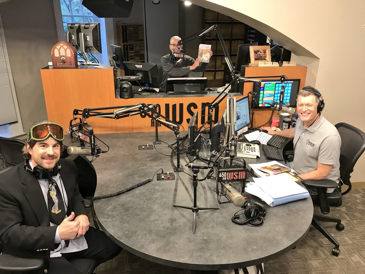 Marushka Media tweet media