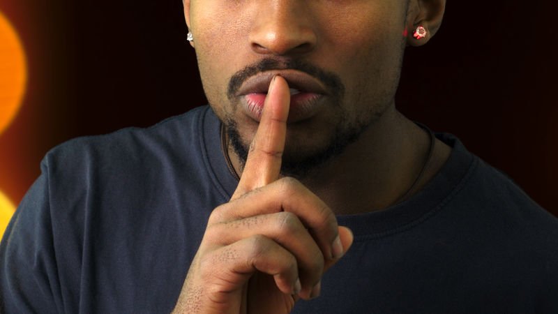 Men who don't condemn sexual harassment are no better than white people who don't condemn their racist friends trib.al/8S3oSQE