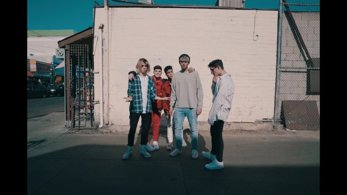 _Ruby_espi_'s tweet image. So I’m shook @PRETTYMUCH