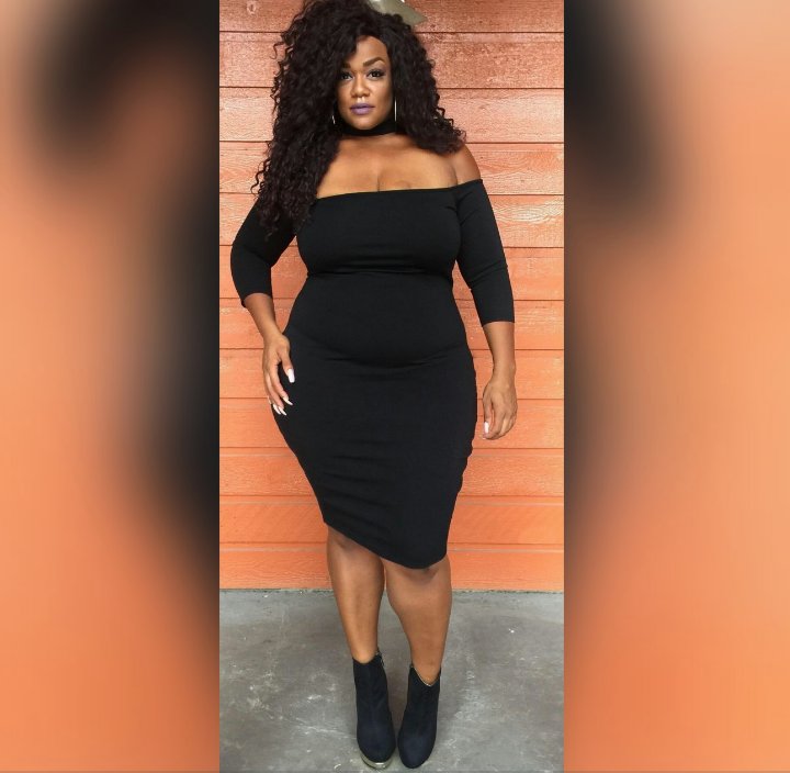 NtrovertedX06's tweet photo. Let out your dark side this #fallseason !
Shop these looks at https://t.co/BIJEVX3wn4 ๐ค
#DresstoXPRESS #ExclusivelyPLUS #plussizedresses https://t.co/jWQuBtWot6