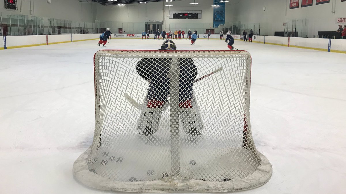 Practice day at the @PanthersIceDen. https://t.co/eiD7Aubn93