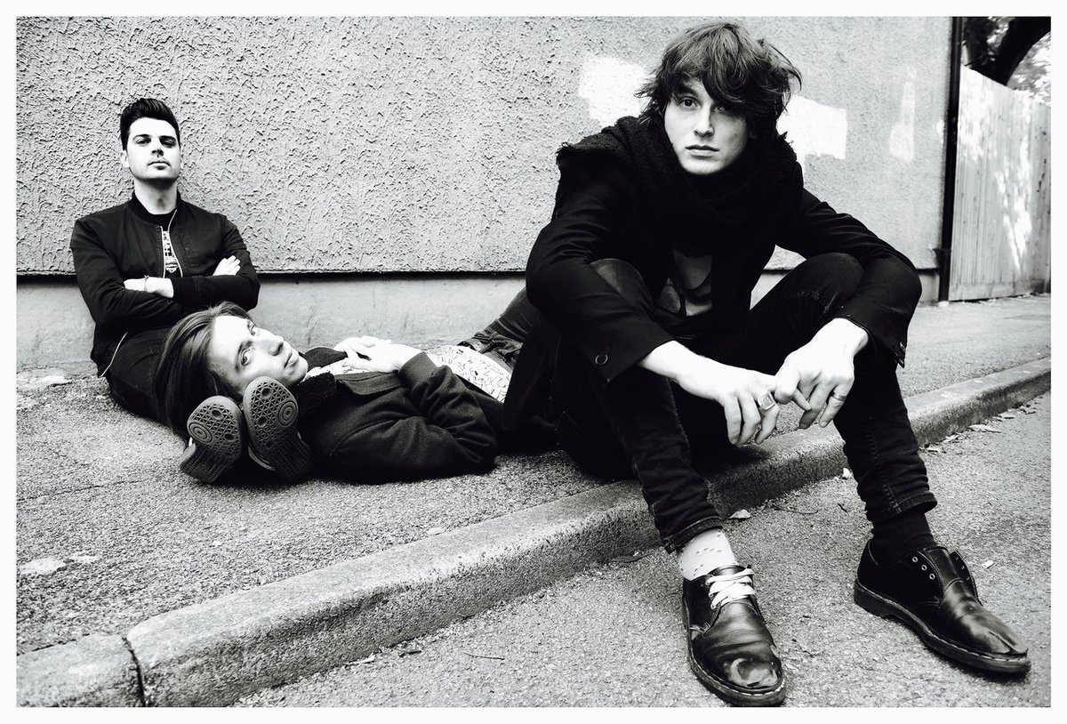 Congratulations to Jack on the release of his band <a href="/Trampolene_Band/">TRAMPOLENE</a>’s debut album - smarturl.it/TrampoleneSwan…
📷 <a href="/daniel_quesada_/">Daniel Quesada</a>