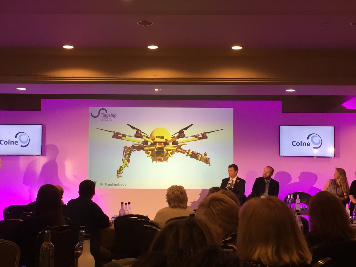 WeAreResource's tweet photo. Reckon #RumbleTools drone will be on Christmas list for @PaulBromford 24hr plastering &amp; decorating drone 😮 #CIHEast17 https://t.co/9YcjVbgZcs
