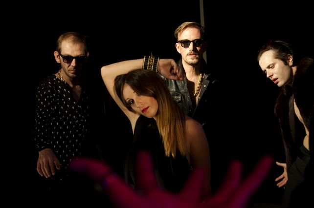 INTERVJU: Artan Lili ususret otvorenju Relektor festivala - sound-report.com/intervju/artan…