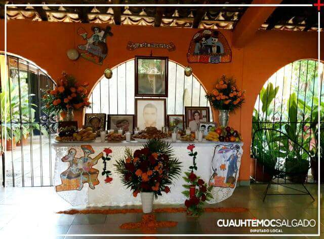 CuauhtemocSR's tweet photo. Celebremos a nuestros fieles difuntos, a esos seres amados que ya no están en este mundo pero que siempre habitarán en nuestros corazones. https://t.co/Tm2BaYjF5k