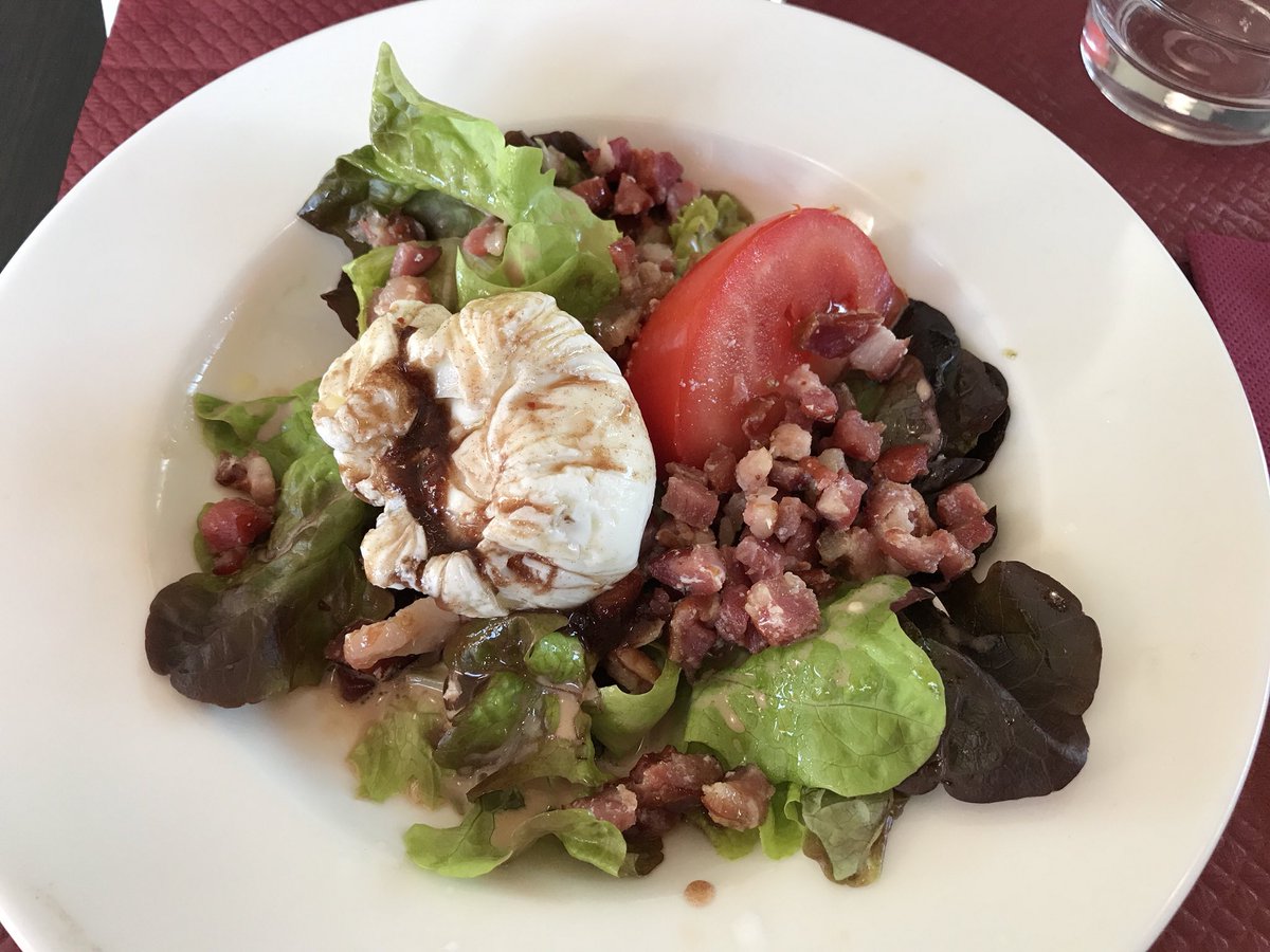lefortdeshalles's tweet photo. Le saviez vous ? Il y a 19 restaurants sur le @marchederungis ! cuisine de marché et produits frais ! #SaladeLyonnaise  #LesVendanges https://t.co/hIZ8SF1bPB