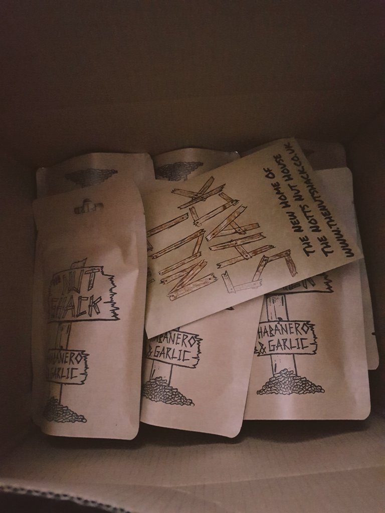TheNutShackUK's tweet photo. Box of #craftnuts ready to hand over to the master of ceremonies himself @stevenpage roll on tonight @kingtuts https://t.co/iIo9l4NQ3a
