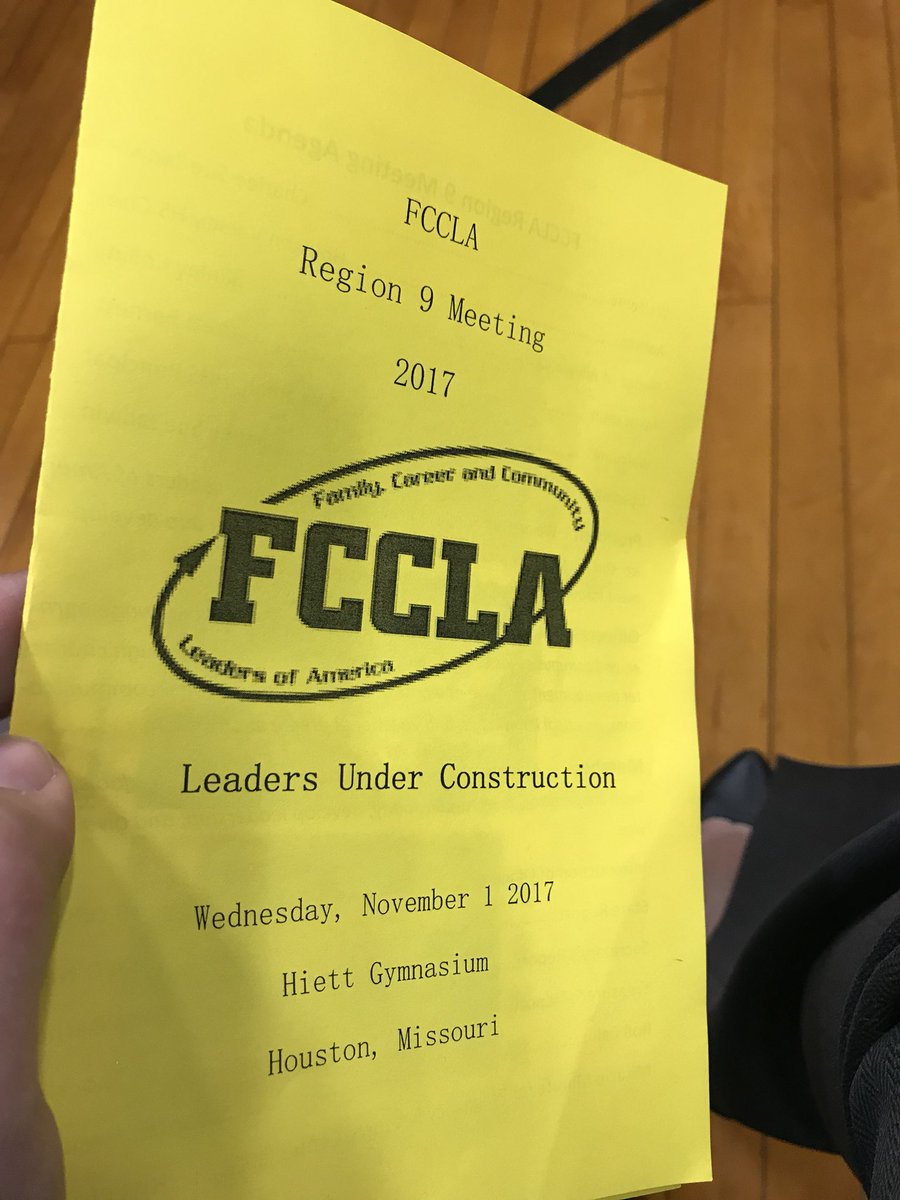 HannahKellyMO's tweet image. Honored to spend some time this morning with #futureleaders from across the #141st and beyond in Houston at the #FCCLA meeting!