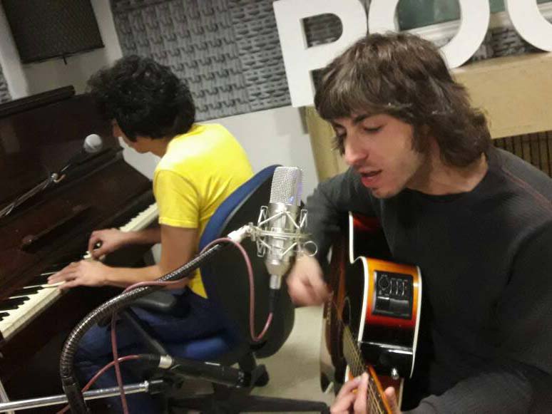 Radio Nacional Rock FM 93.7 (@nacionalrock937) on Twitter photo Reviví la visita de <a href="/bandadeturistas/">Banda de Turistas</a> a <a href="/ChequesRadio937/">CCC</a> con <a href="/ebabenco/">Eddie Babenco</a>. radionacional.com.ar/como-conseguir… Reviví la visita de <a href="/bandadeturistas/">Banda de Turistas</a> a <a href="/ChequesRadio937/">CCC</a> con <a href="/ebabenco/">Eddie Babenco</a>. radionacional.com.ar/como-conseguir…