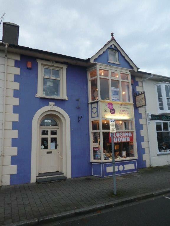 .<a href="/ji_binc/">Ji-binc</a> closes Saturday Fittings &amp; fixtures available Sensible offers For premises contact <a href="/DaiAberaeron/">David Davies</a> at #EvansBrosAberaeron