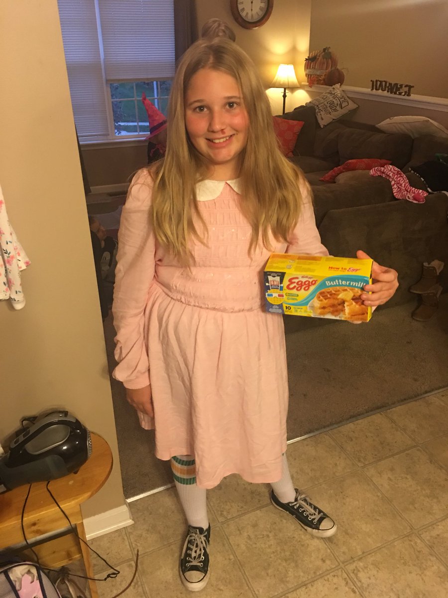 BigSisAddi's tweet photo. Happy Halloween #eleven #strangerthings https://t.co/CYuSjCU4Bi