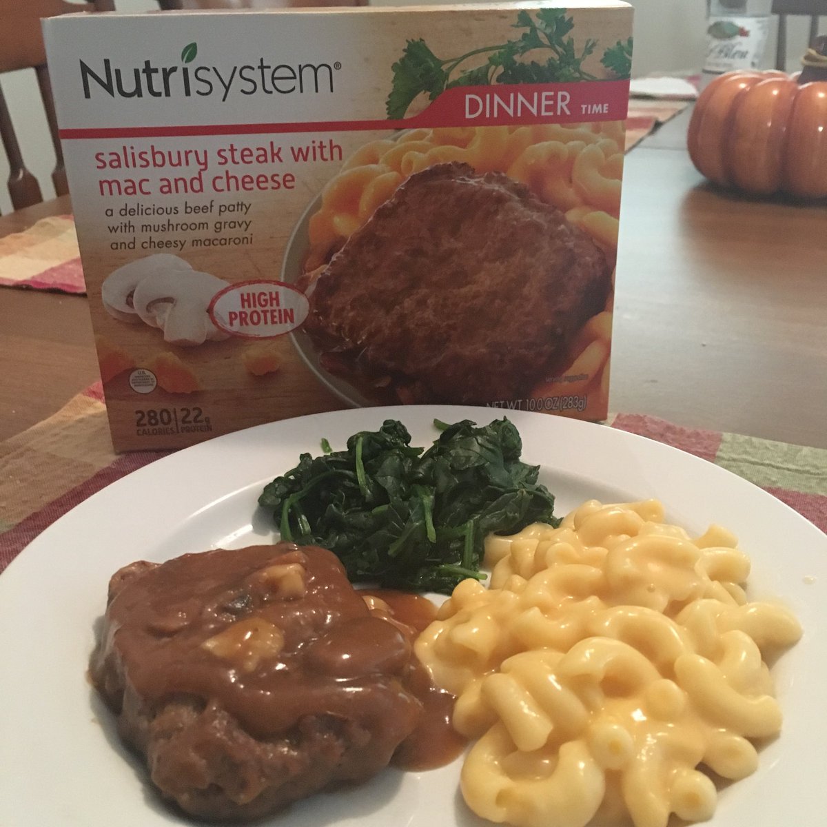 DiMeoLisa's tweet photo. Whats for dinner. @Nutrisystem Salisbury Steak w/ Mac n Cheese. #NutrisystemSnaps #success #Goodfood #HealthyEating https://t.co/T8yhXAfxvx