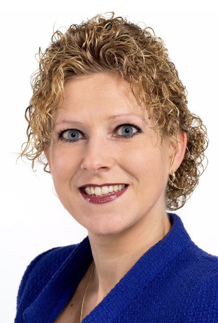 CDAGemertBakel's tweet photo. Inge van Dijk verkozen tot lijsttrekker! Ook werd de
campagneslogan voor de verkiezingen bekend gemaakt: #Uw KERNgezond# https://t.co/fdqab6Ro9L
