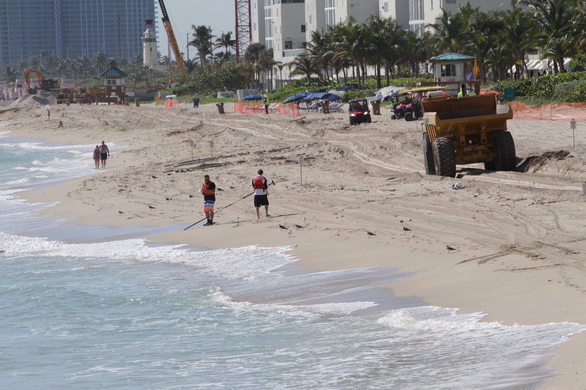 CityofSIB's tweet photo. Renourishment Project is setting up to begin on our beach. Construction should be in full swing by Nov 6. https://t.co/DgfP57aWiV @JaxStrong https://t.co/ga1MgQ49g1