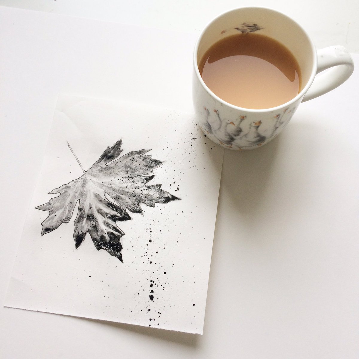Lucy_Springall's tweet photo. Some @inktober painting in my new studio @BowArts after several weeks of no art #movinghouse #movingstudio inktober #autumnleaves #leegate https://t.co/C5gMLMnU36