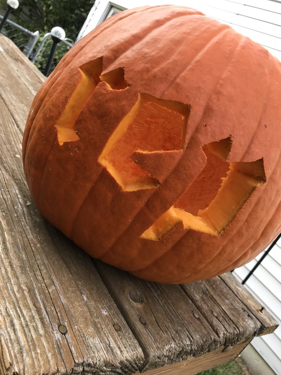 worthyts's tweet image. Look at my pumpkin! 🎃 #LookWhatYouMadeMeBoo @taylornation13 @taylorswift13