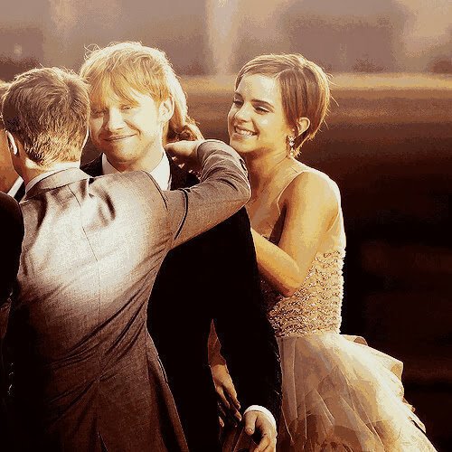 Hogwartssite's tweet photo. No digas nada, solo recuerda lo mucho que significa para ti y retwitea. https://t.co/j2hFqUXKRu
