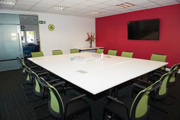 We only have #meeting room #availability for tomorrow 9-5pm this week.  So please do give me a call on 01256 406666 and I'll book you in.