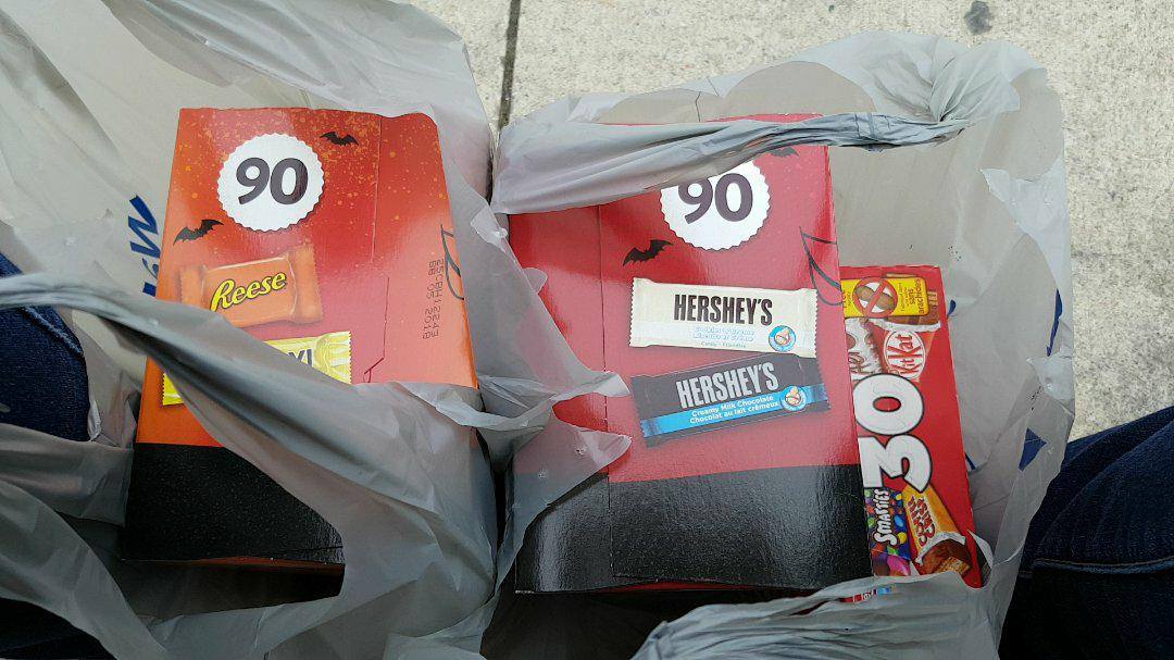 JessLNDixon's tweet photo. Forgive me father, for I have sinned...
#discountcandy #halloween https://t.co/QVyPf81kBl
