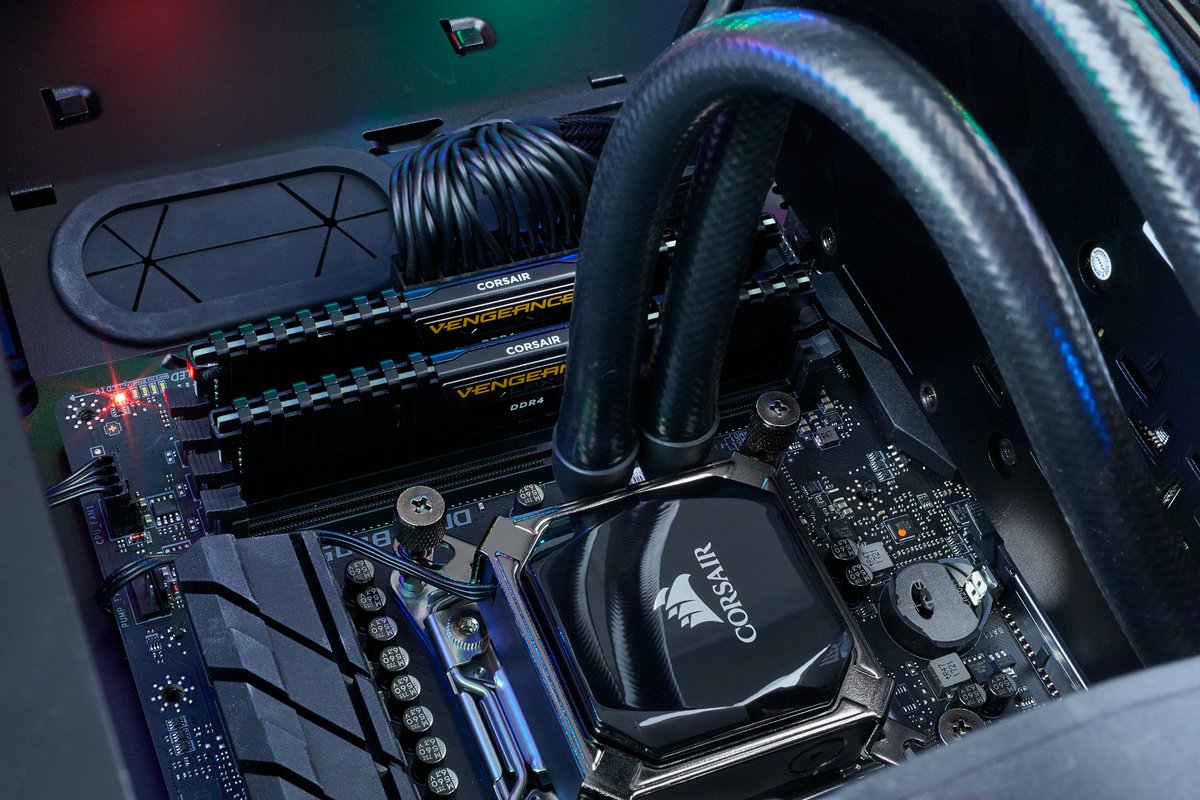 CORSAIR's tweet image. Your dream CORSAIR gaming PC, professionally assembled by the experts at @CYBERPOWERPC.

See more: cyberpowerpc.com/page/Corsair-C…