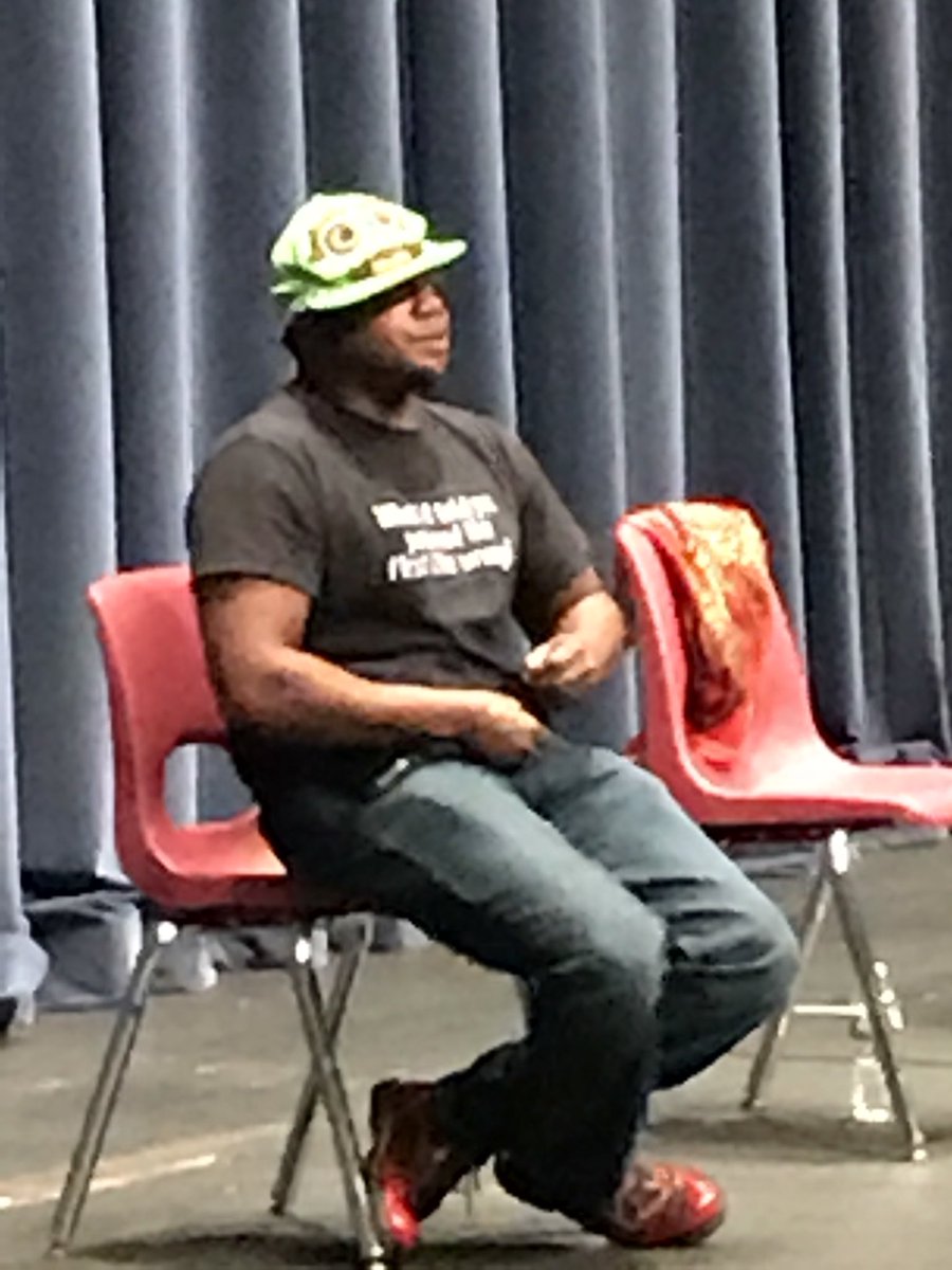 Dr. Fowlin presentstoday to grades 6-9. Parent’s join us this evening MB auditorium @ 7 michaelfowlinwilton@eventbrite.com   #Wiltonwayct