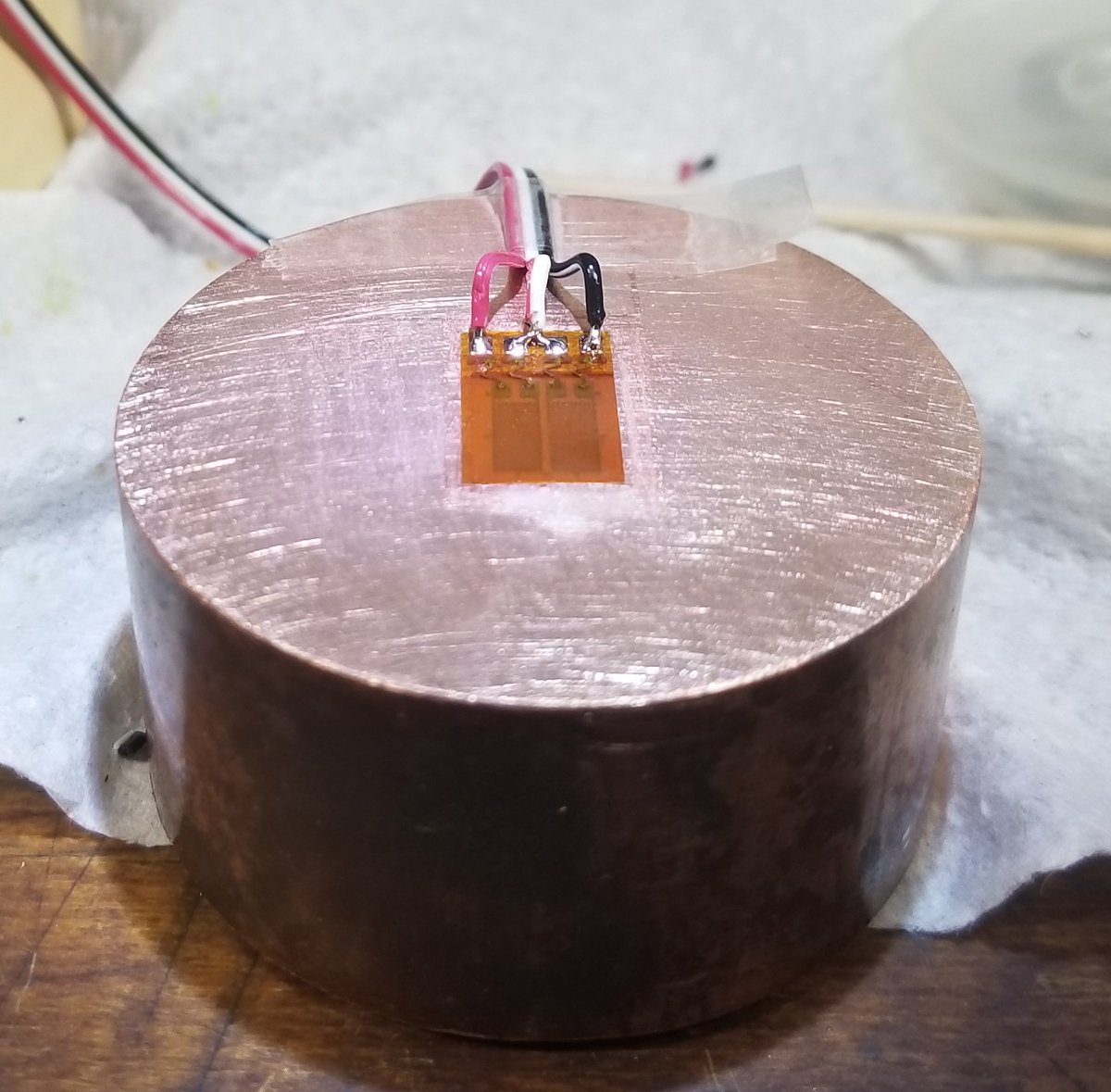 darrylrpeterson's tweet photo. Who can tell me what is wrong with this #picture? #strain_gages #Wheatstone bridge. https://t.co/VS2NnznChI