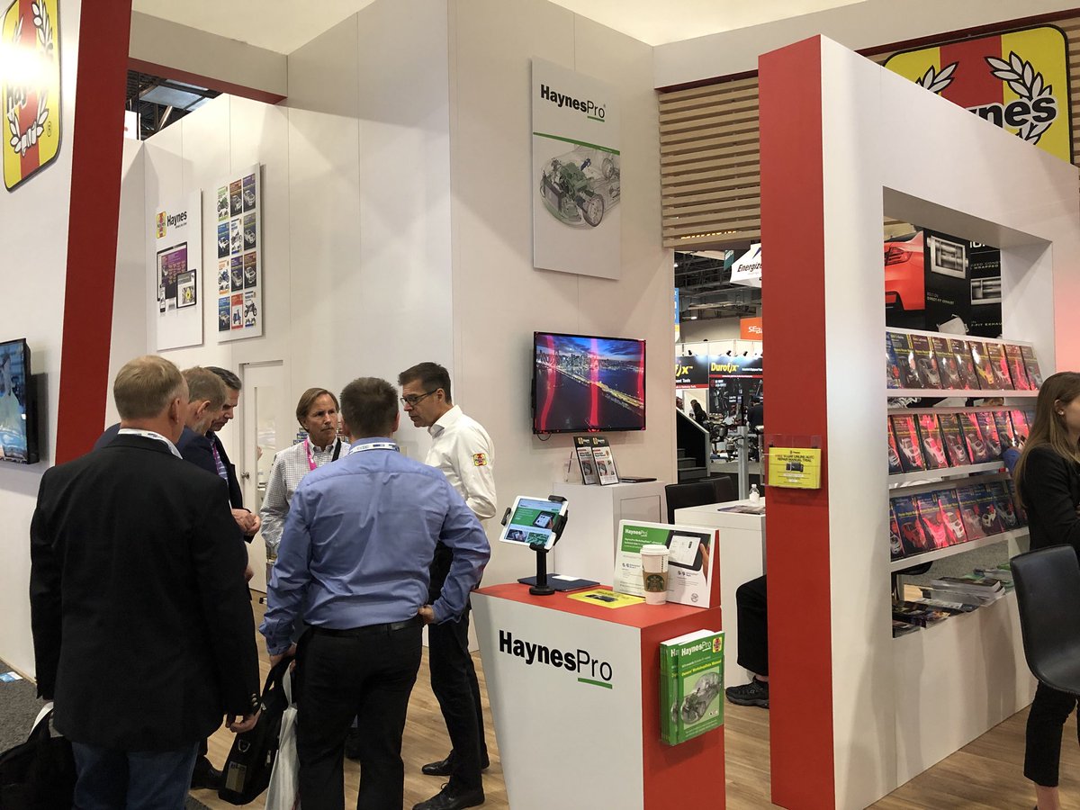 PetervdGalien's tweet photo. AAPEX day 2 for HaynesPro &amp; OATS in full swing... https://t.co/rrgTt39PkI