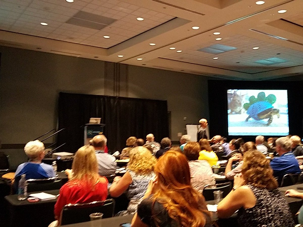 jetmike26's tweet photo. #demashow2017 ! @High5Promotions Awesome, dynamic presenter! #wizardofgoogle https://t.co/mXFn95vwuY
