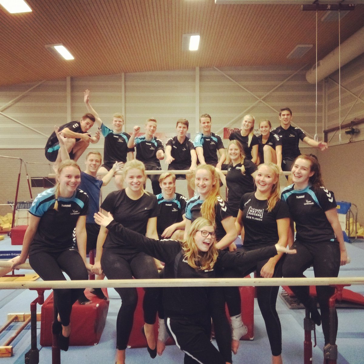 Studenten <a href="/LandstedeSB/">Landstede S&B</a> te gast bij <a href="/RKDOS_TH/">RKDOS Turnen Heren</a> in Turncentrum Kampen. #kennisdelen #TurnenHeren #DeToekomst