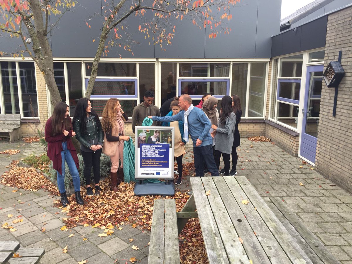 obsdeklim's tweet photo. Officieel onze samenwerking met het ROC gevierd. Studenten van ROC Welzijn en Zorg hebben bij ons een leerplek op de werkvloer. https://t.co/YwPC2kDvBi