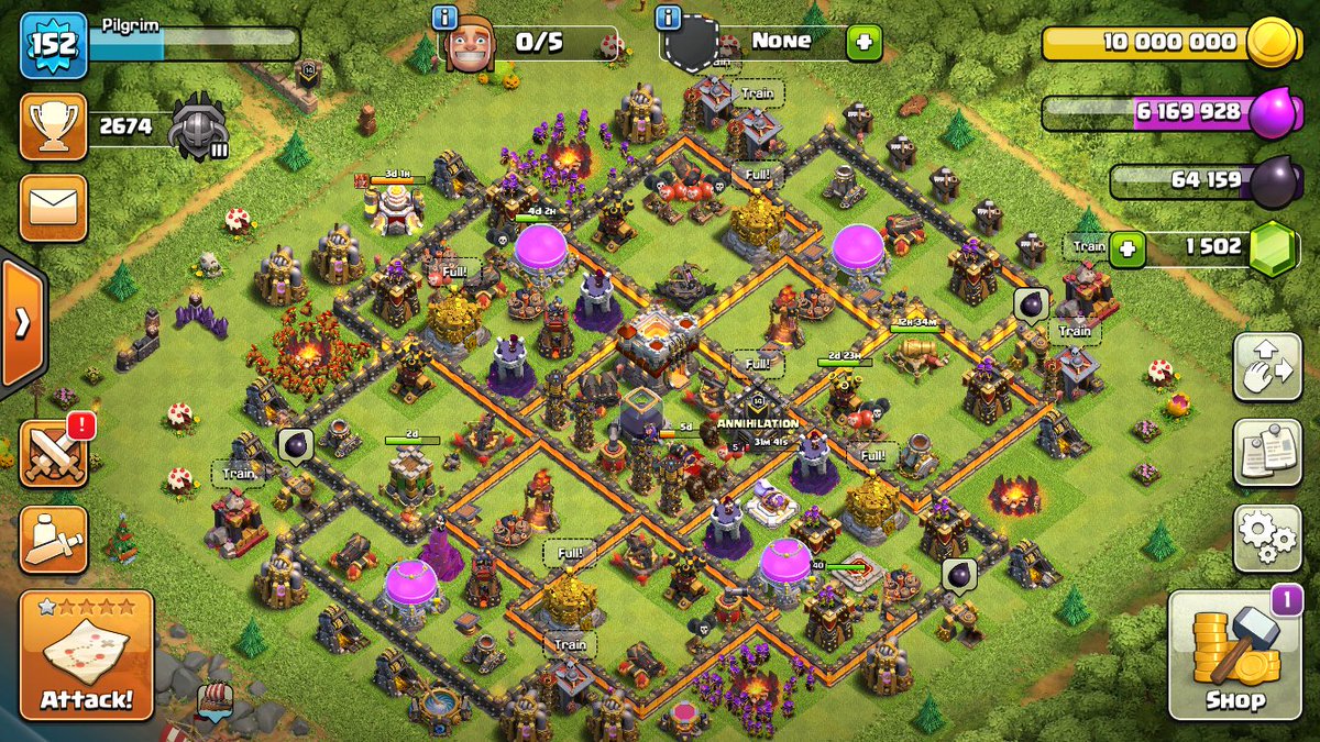 CoCTalks's tweet photo. Magic trick alert!  Watch this loot all disappear!!  #th10 #ClashOfClans #supercell #goodbyeloot https://t.co/3GEY5yHXNc