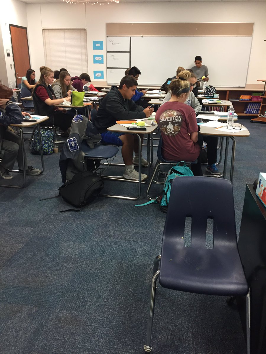 LMcmurl's tweet photo. Plickers! #VAHSPride #Algebra2 https://t.co/eGLP0l2ONv