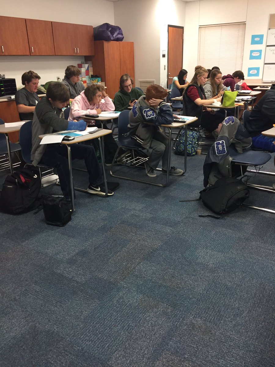 LMcmurl's tweet photo. Plickers! #VAHSPride #Algebra2 https://t.co/eGLP0l2ONv