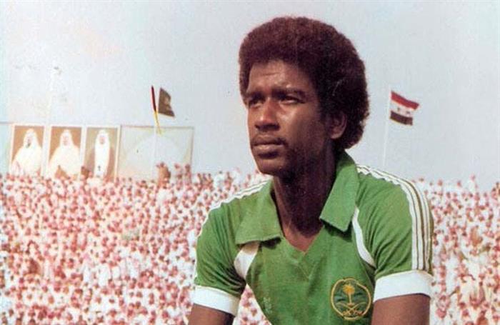 🇸🇦أسطورة المنتخب #السعودي 💚
علامة بارزة في تاريخ #النصر 💛
أفضل لاعب في آسيا 1984-1985-1986
🎂عيد ميلاد سعيد ماجد عبد الله،  🎈58 عاماً اليوم!