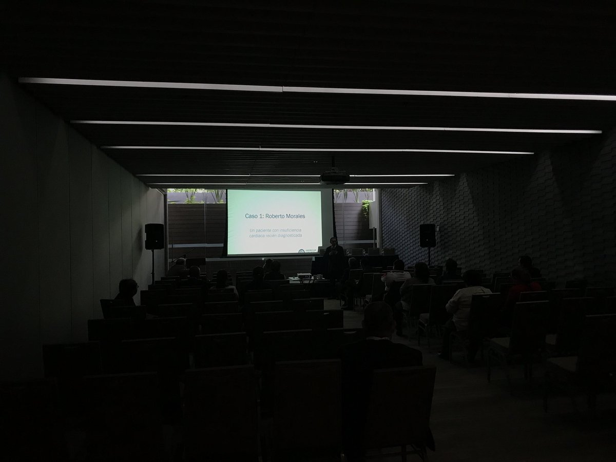 Pasantes_Cardio's tweet photo. Talleres precongreso en #30SMC17. Actividades muy interesantes y con gran aporte académico. https://t.co/FoRtTYZEIB