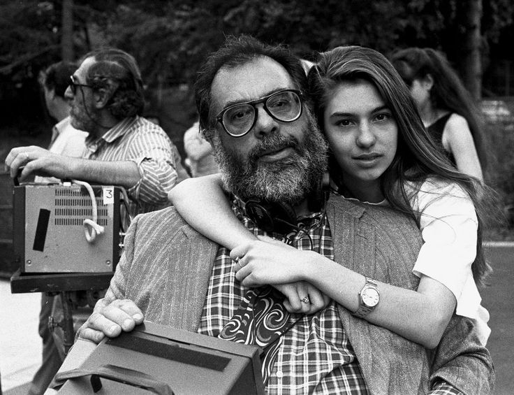 gialele's tweet photo. Francis Ford and Sofia #Coppola (1989)

#FrancisFordCoppola  #SofiaCoppola

#SapereCondiviso #Cinema https://t.co/nqJE1ZlZQ5