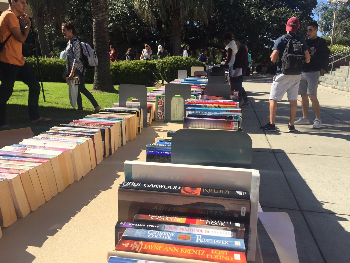 FSU Libraries on Twitter out to our Book Fair in front of
