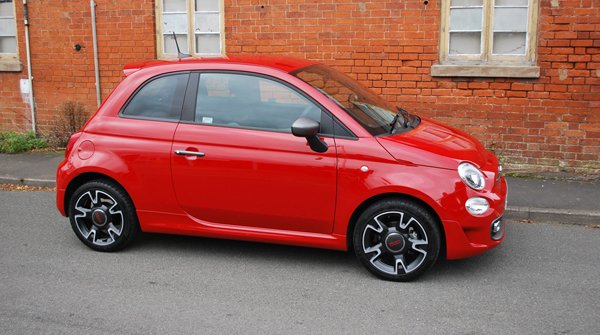 FIAT_UK's tweet photo. Sensational on any city street. #FiatLife https://t.co/MDAPepF2jc