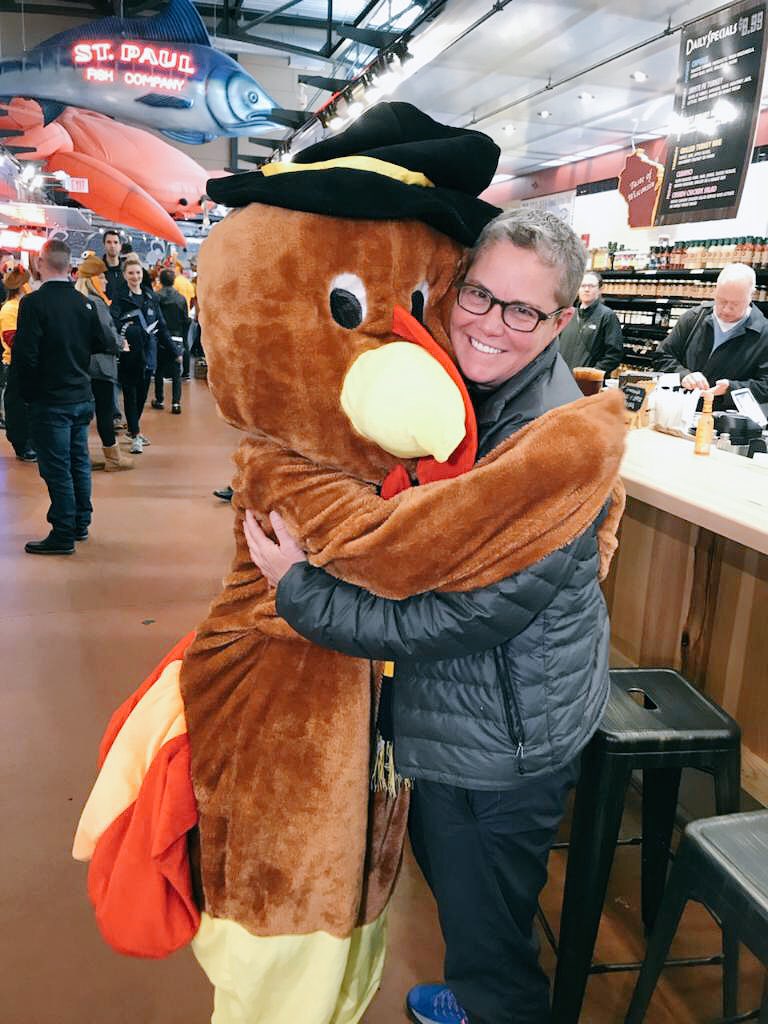 hungertaskforce's tweet photo. Turkey is full of gobbles &amp; hugs on the first day of the #TurkeyTicker Challenge! @rexnord https://t.co/VCQSTDcBvy