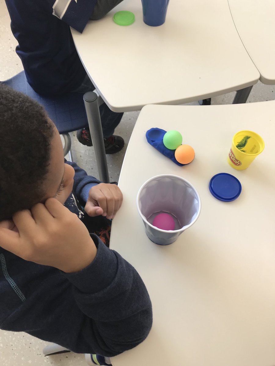 mshimkaveg's tweet photo. @franbowman1 Manipulating sounds with play dough and ping pong balls #Dyslexia #og2017cohort4 https://t.co/jvqvE9ugTi