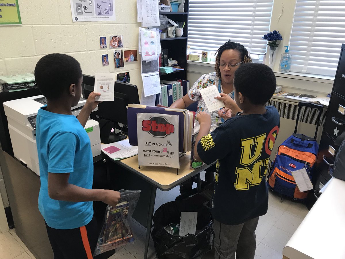 ColgateES's tweet photo. Scavenger hunt for some special friends! @ColgateES @AMGlinowiecki @SarMintz @Ms_A_Etienne @edicello15 https://t.co/SxJCIPSlTa